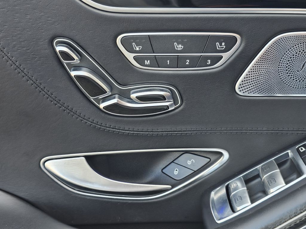 2015 Mercedes-Benz S-Class Image 39