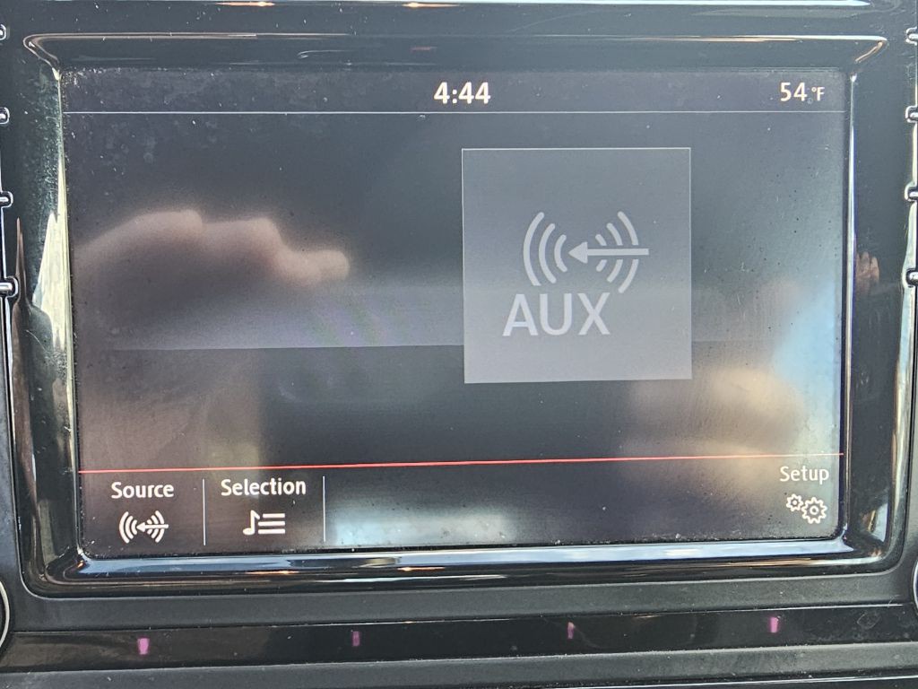 2017 Volkswagen Beetle Image 26