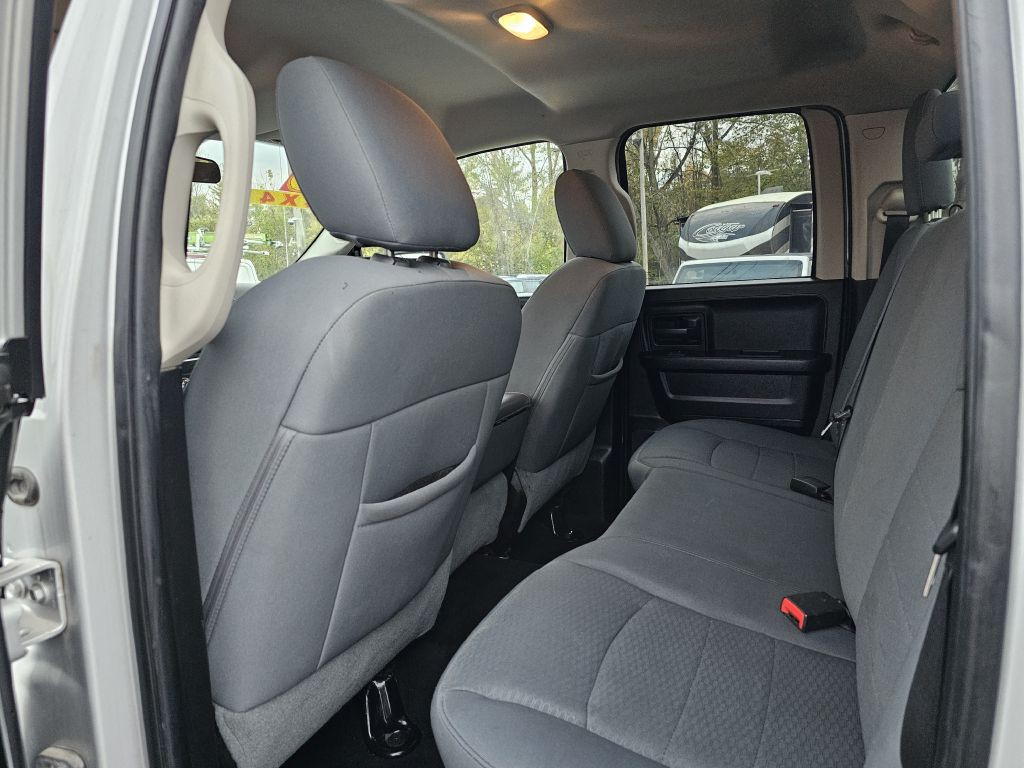 2013 RAM 1500 Image 16