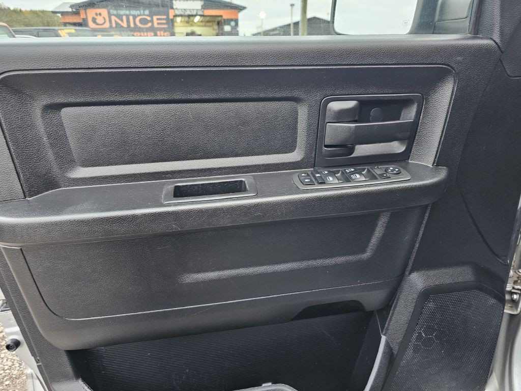 2013 RAM 1500 Image 29