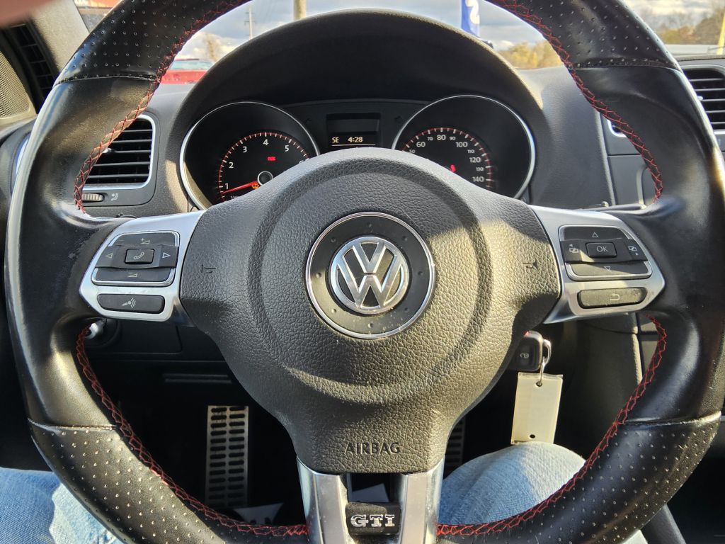 2013 Volkswagen GTI Image 20