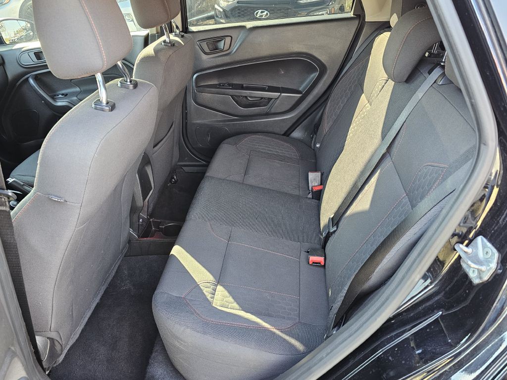 2019 Ford Fiesta Image 12