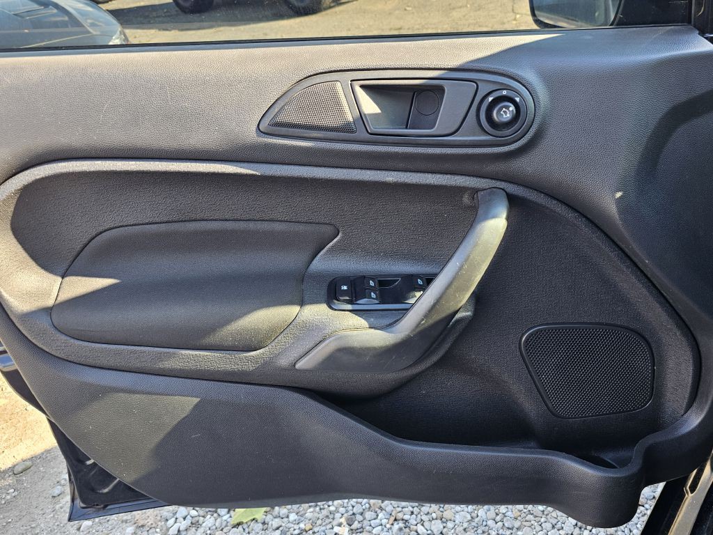 2019 Ford Fiesta Image 28