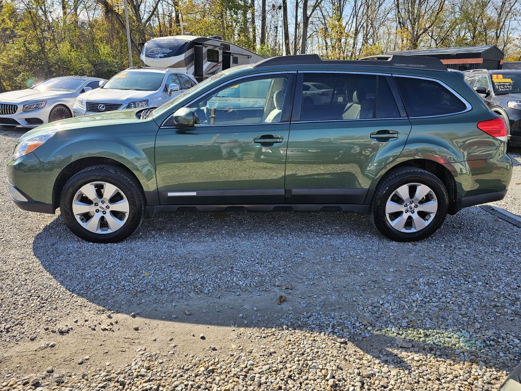 2012 Subaru Outback Image 2