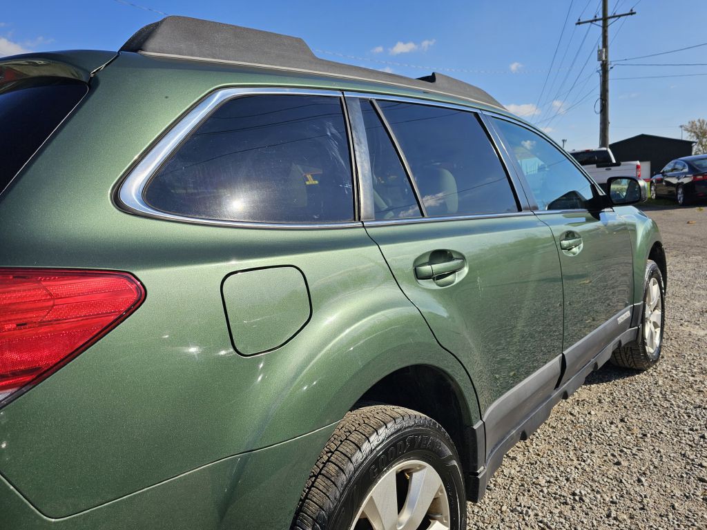 2012 Subaru Outback Image 9