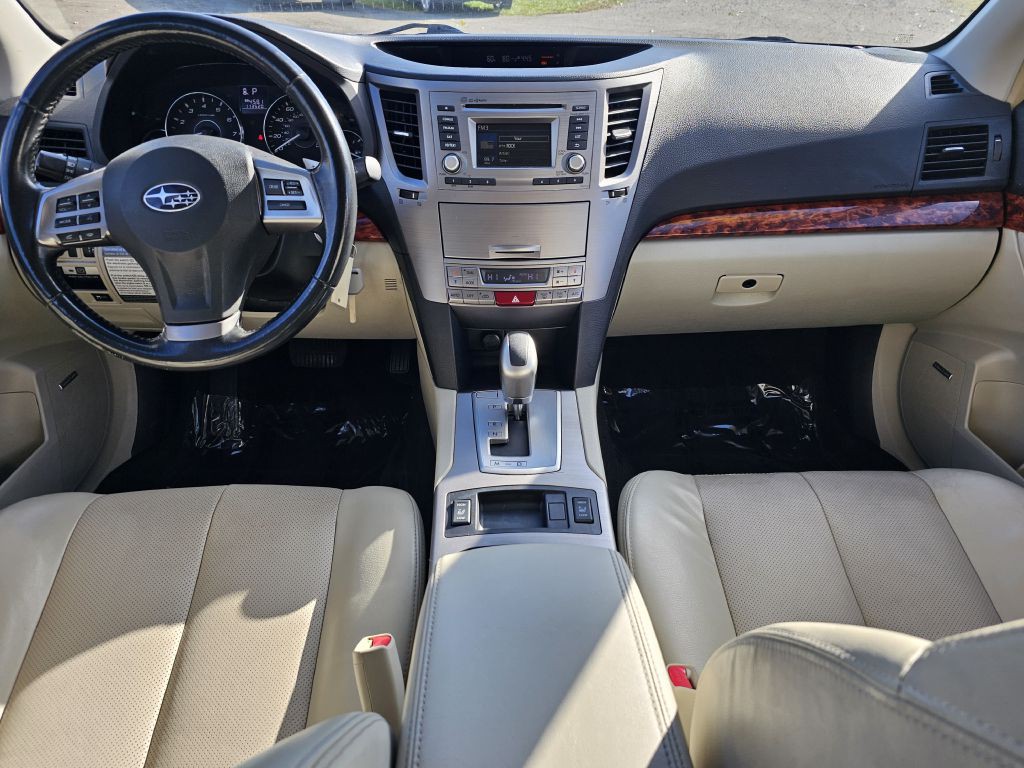 2012 Subaru Outback Image 21