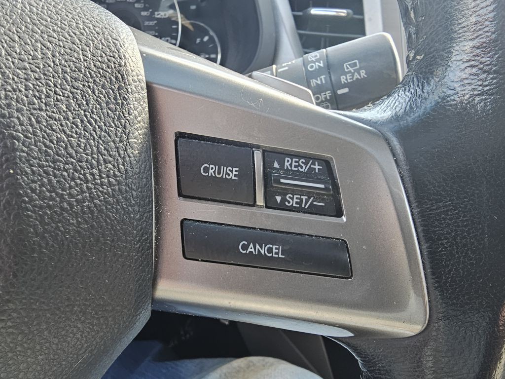 2012 Subaru Outback Image 26