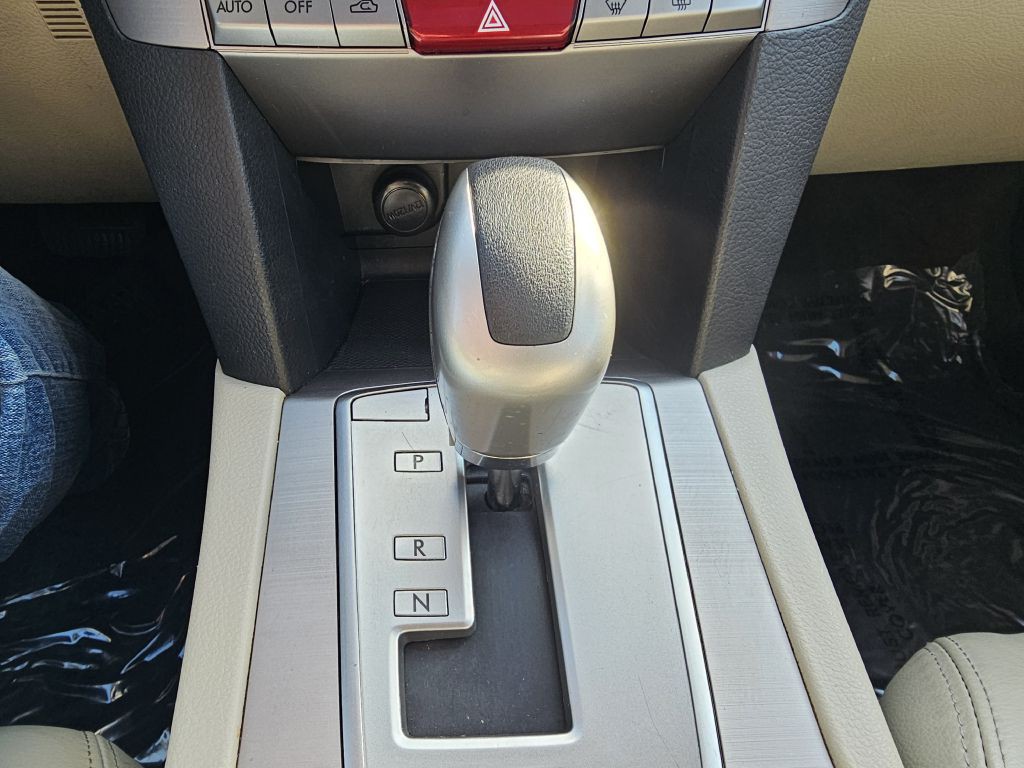 2012 Subaru Outback Image 31