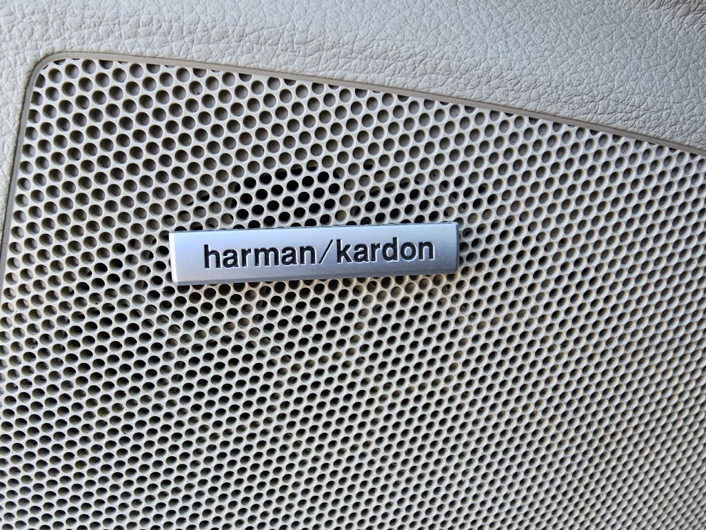 2012 Subaru Outback Image 34