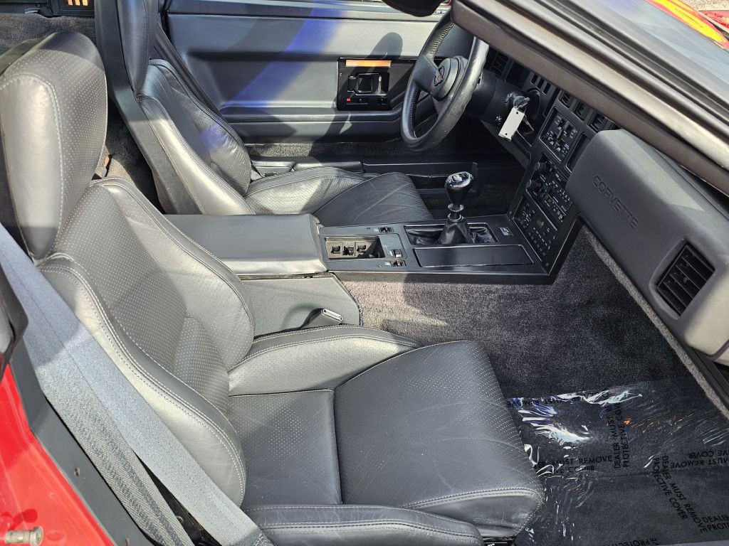 1986 Chevrolet Corvette Image 15