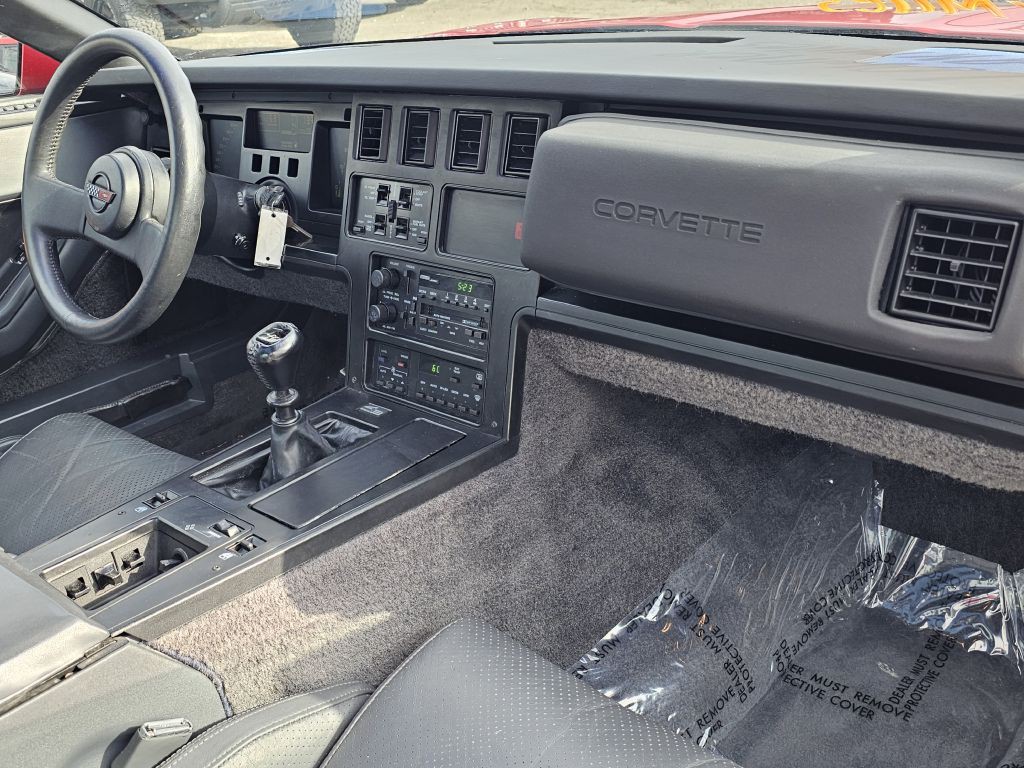 1986 Chevrolet Corvette Image 17