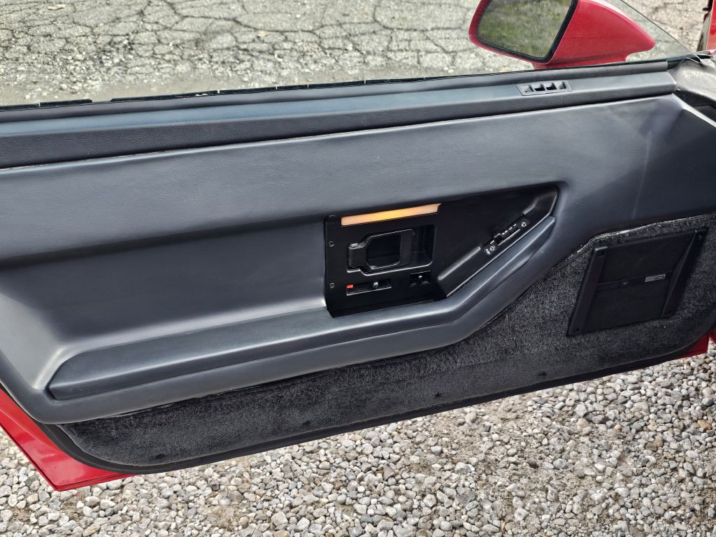 1986 Chevrolet Corvette Image 23