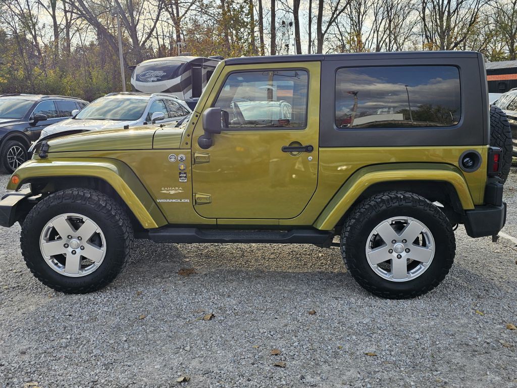 2010 Jeep Wrangler Image 2