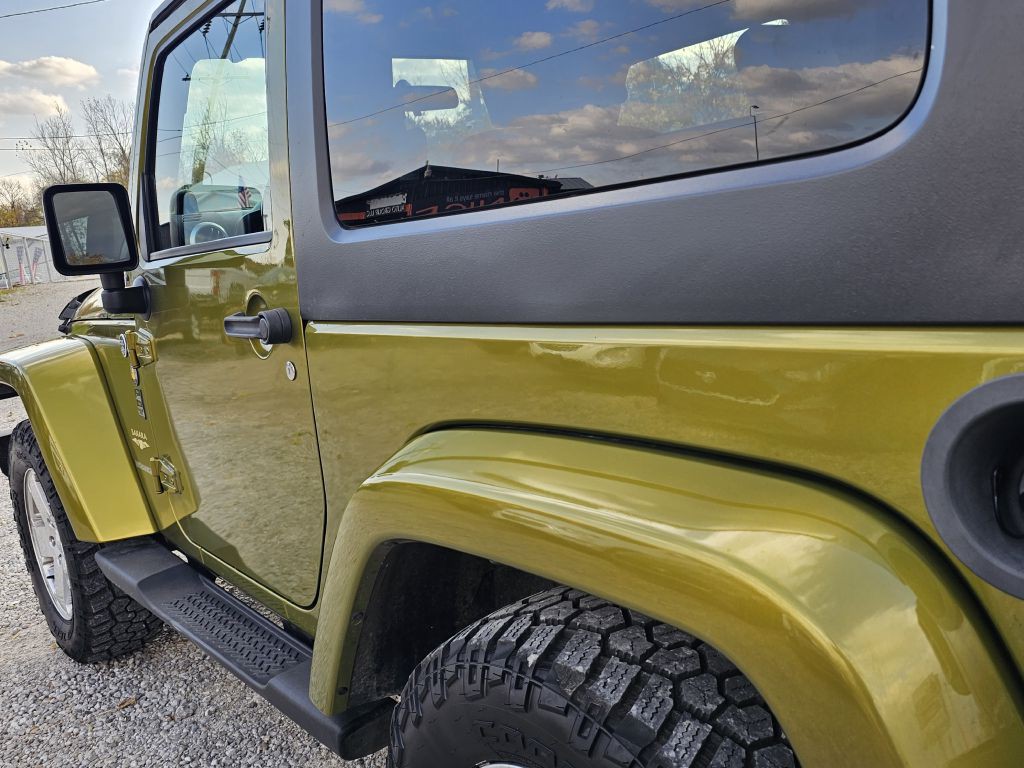2010 Jeep Wrangler Image 11