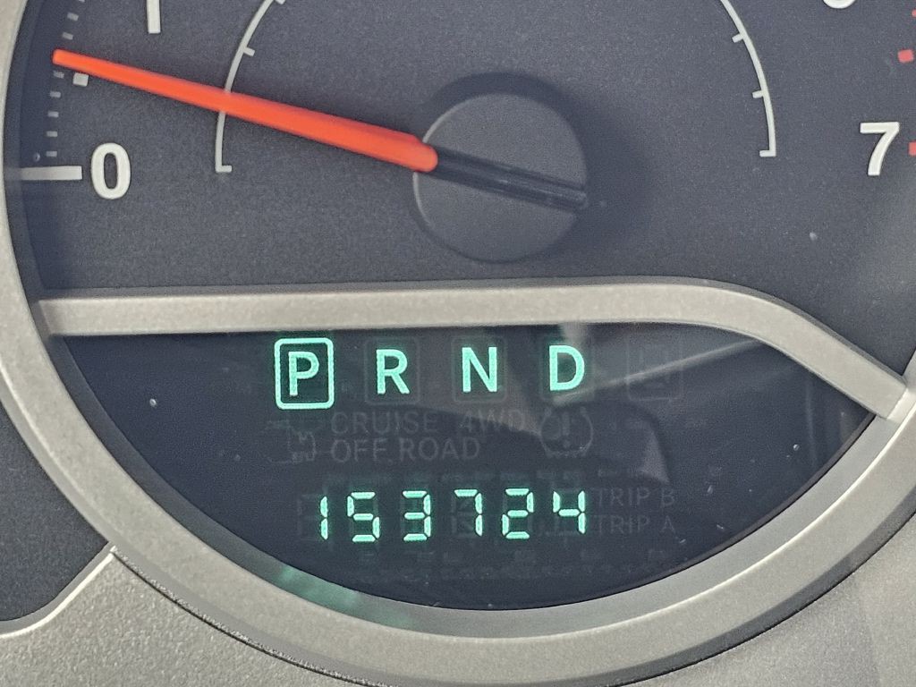 2010 Jeep Wrangler Image 24