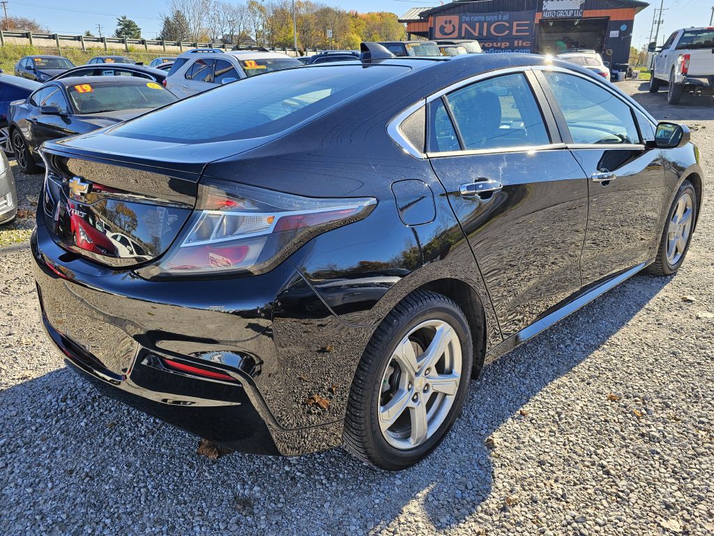 2017 Chevrolet Volt Image 5
