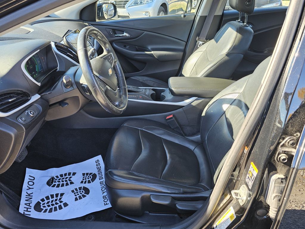 2017 Chevrolet Volt Image 12