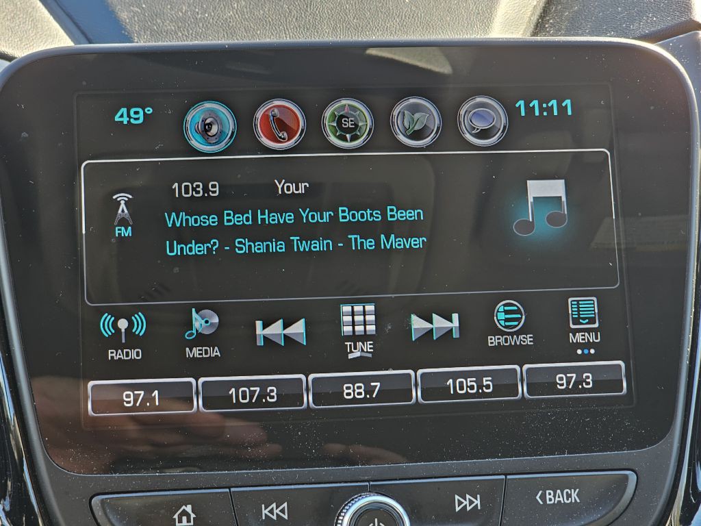 2017 Chevrolet Volt Image 20