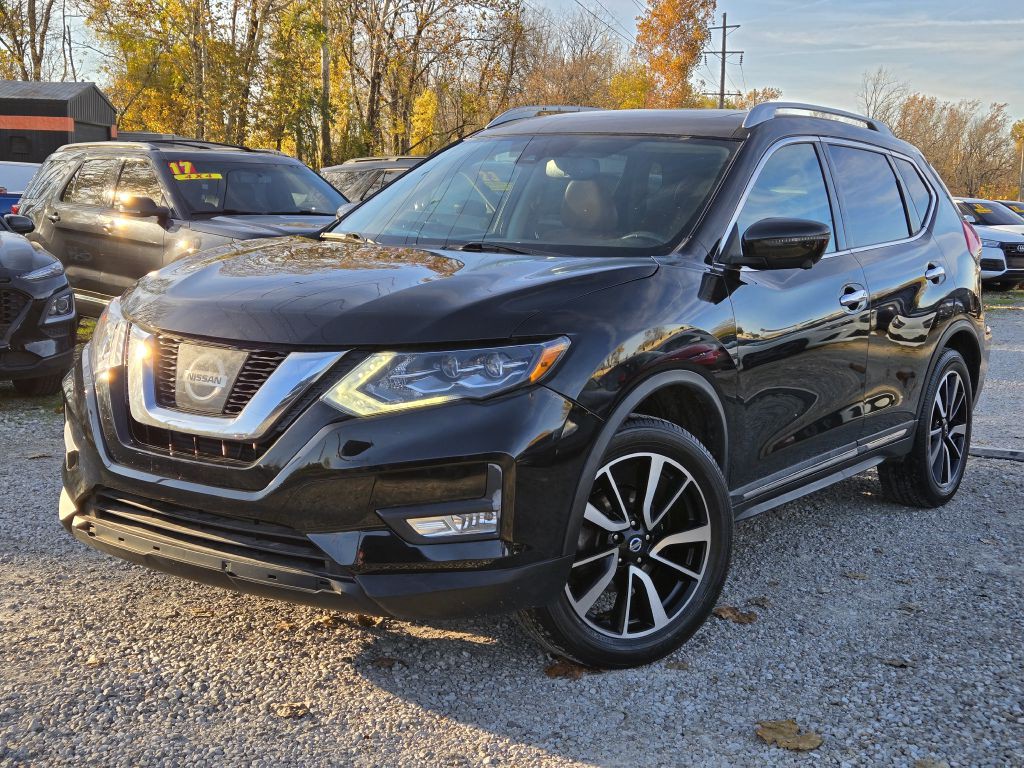 2017 Nissan Rogue Image 1