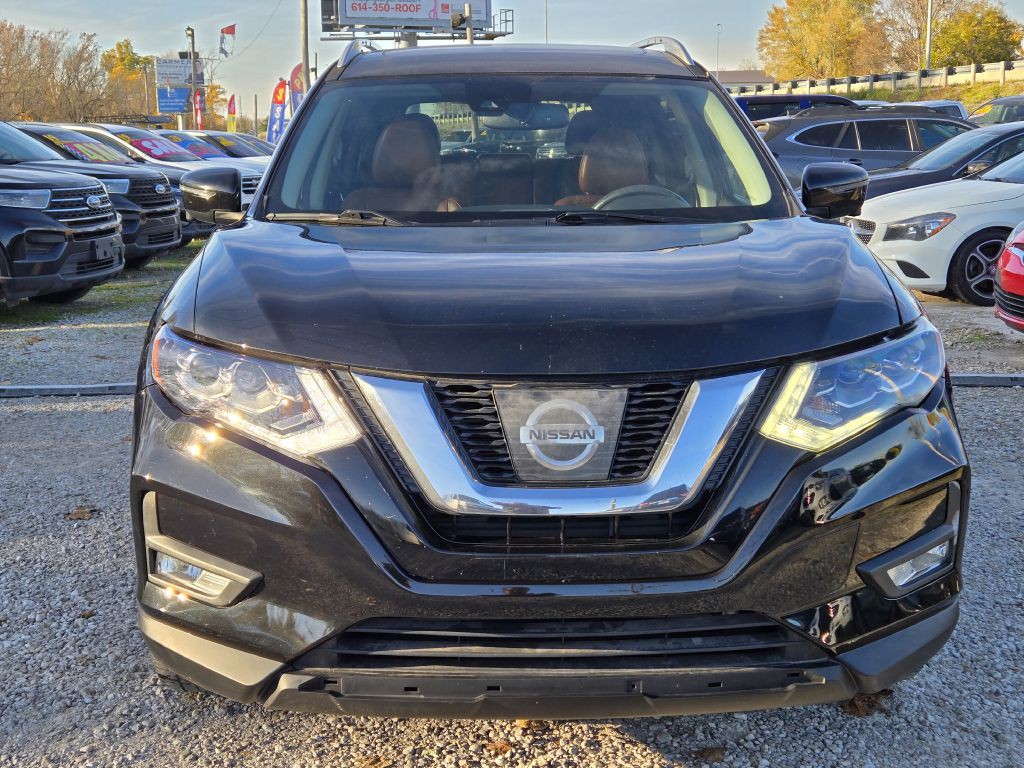 2017 Nissan Rogue Image 2