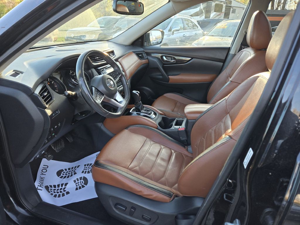 2017 Nissan Rogue Image 12