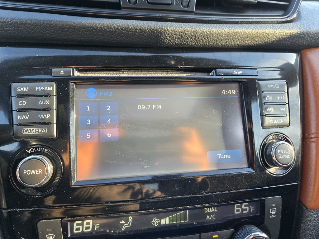 2017 Nissan Rogue Image 21