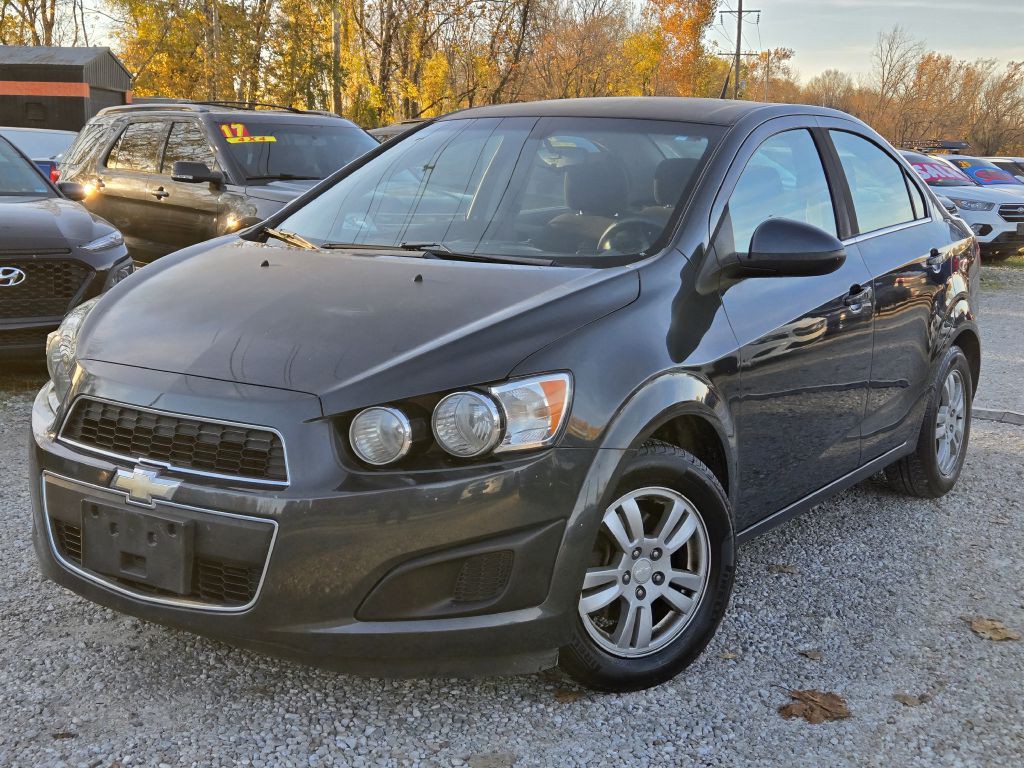 2014 Chevrolet Sonic Image 1
