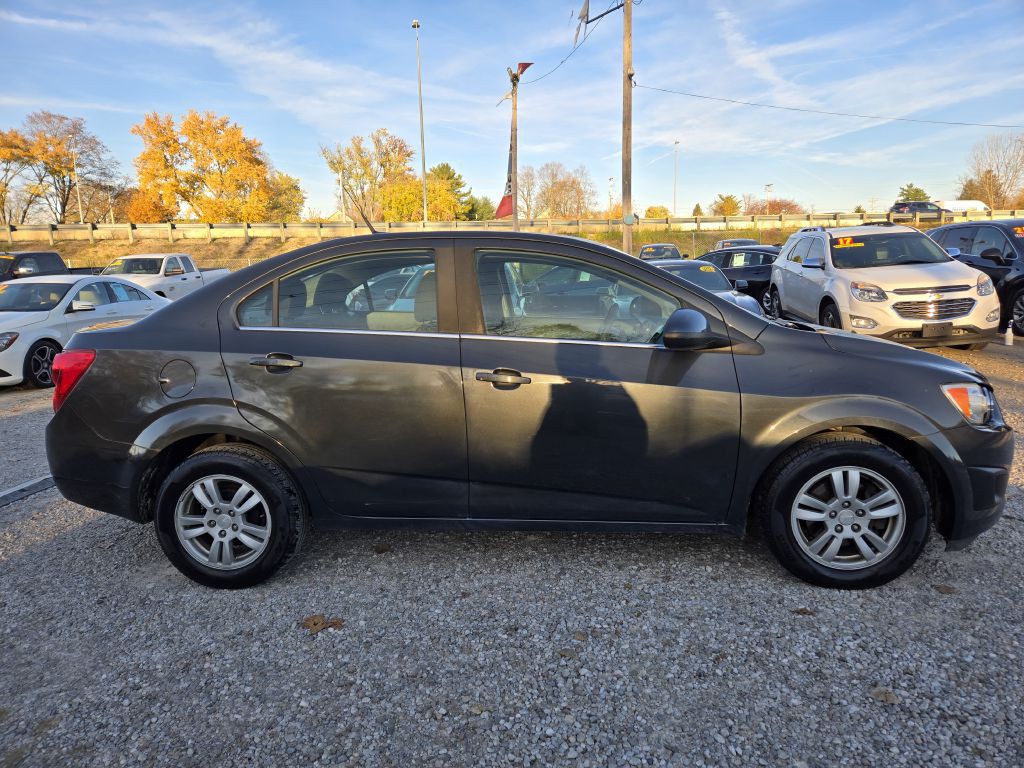 2014 Chevrolet Sonic Image 4
