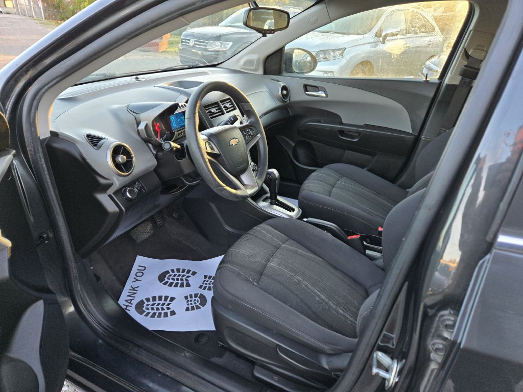 2014 Chevrolet Sonic Image 12