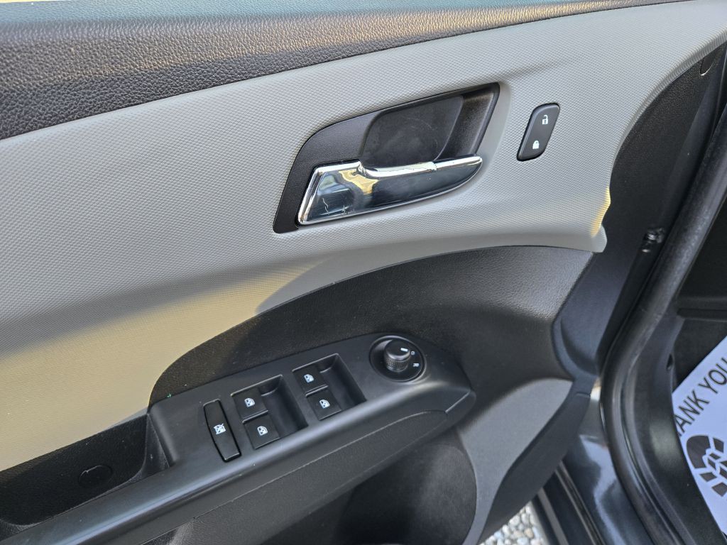 2014 Chevrolet Sonic Image 14