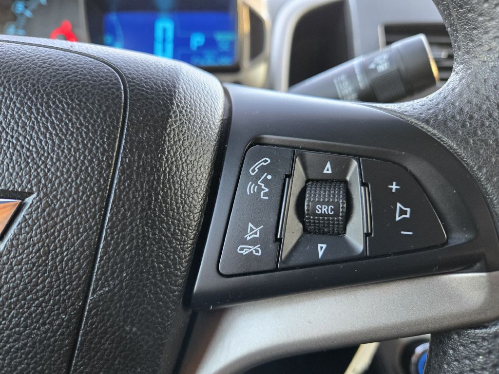 2014 Chevrolet Sonic Image 18