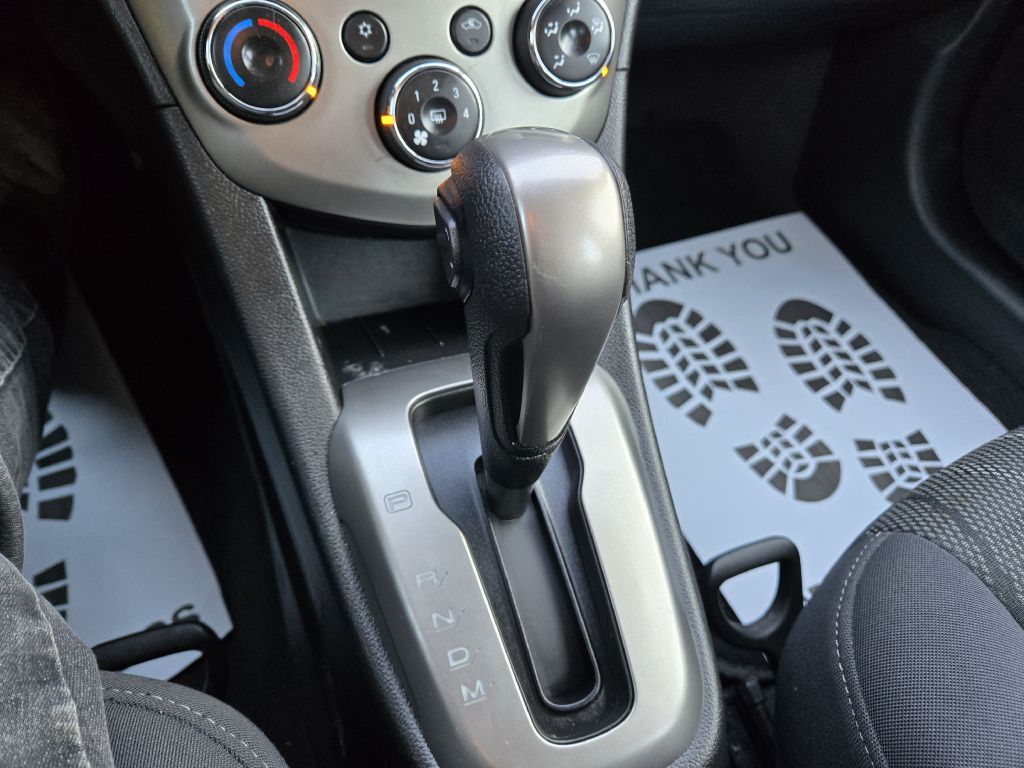 2014 Chevrolet Sonic Image 20