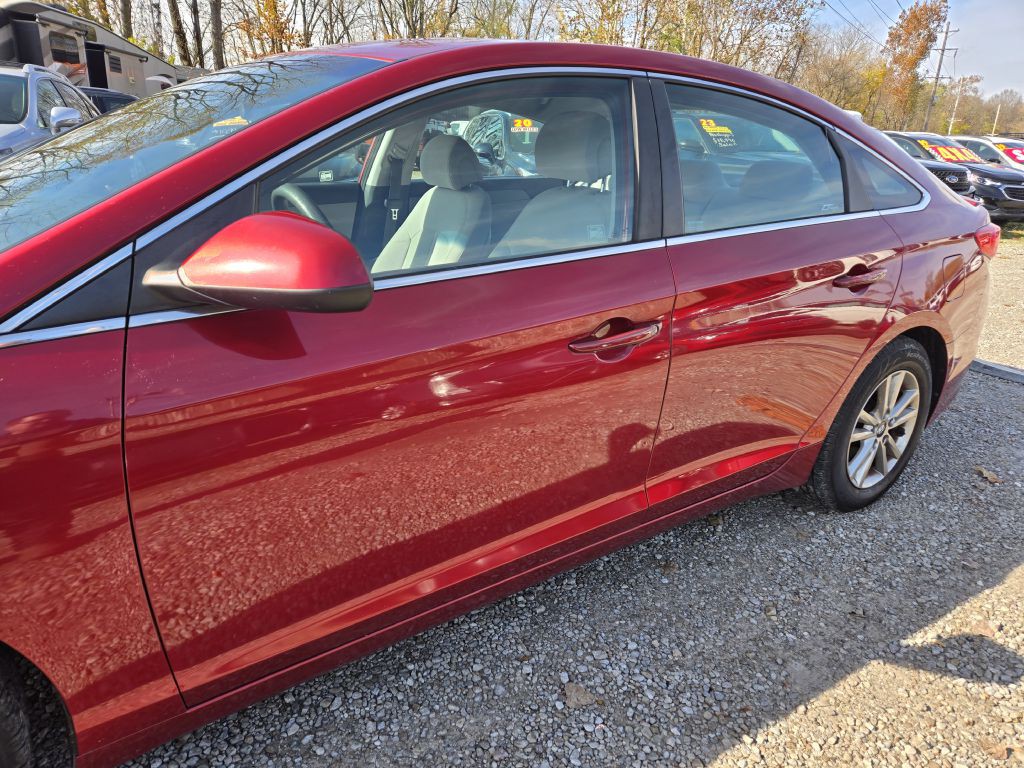 2015 Hyundai Sonata Image 9