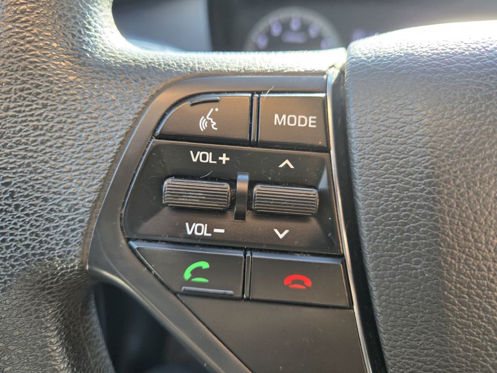 2015 Hyundai Sonata Image 16