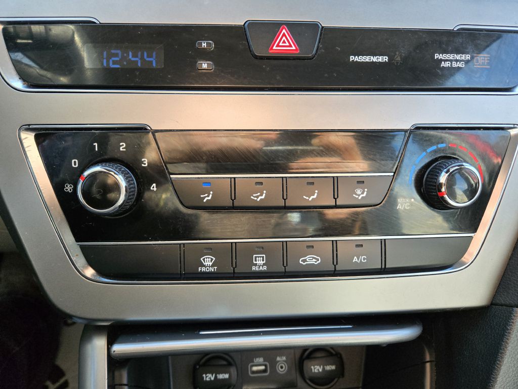 2015 Hyundai Sonata Image 21