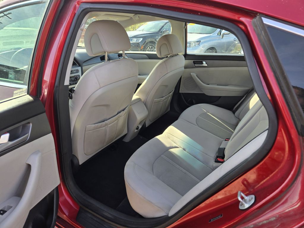 2015 Hyundai Sonata Image 23