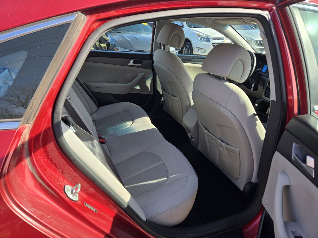 2015 Hyundai Sonata Image 24