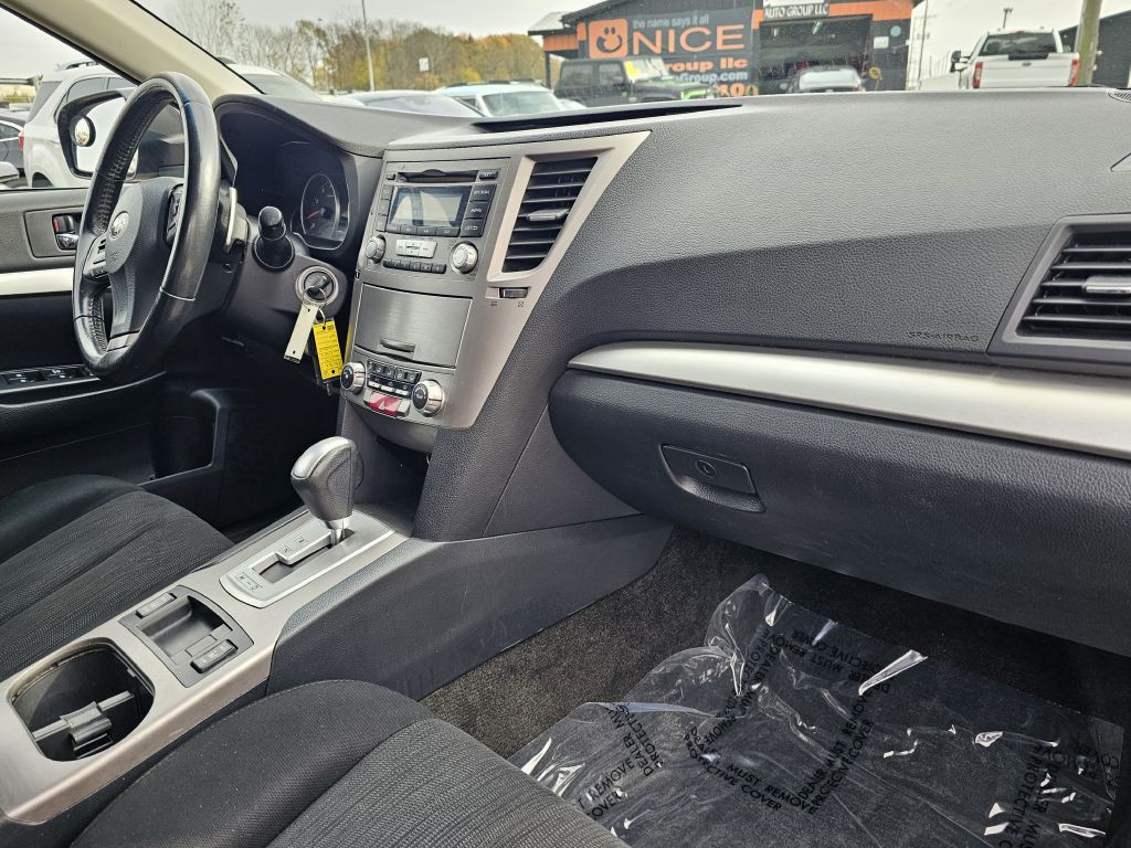 2013 Subaru Outback Image 20
