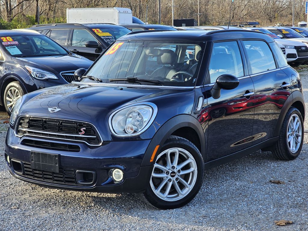2015 MINI Cooper Image 1