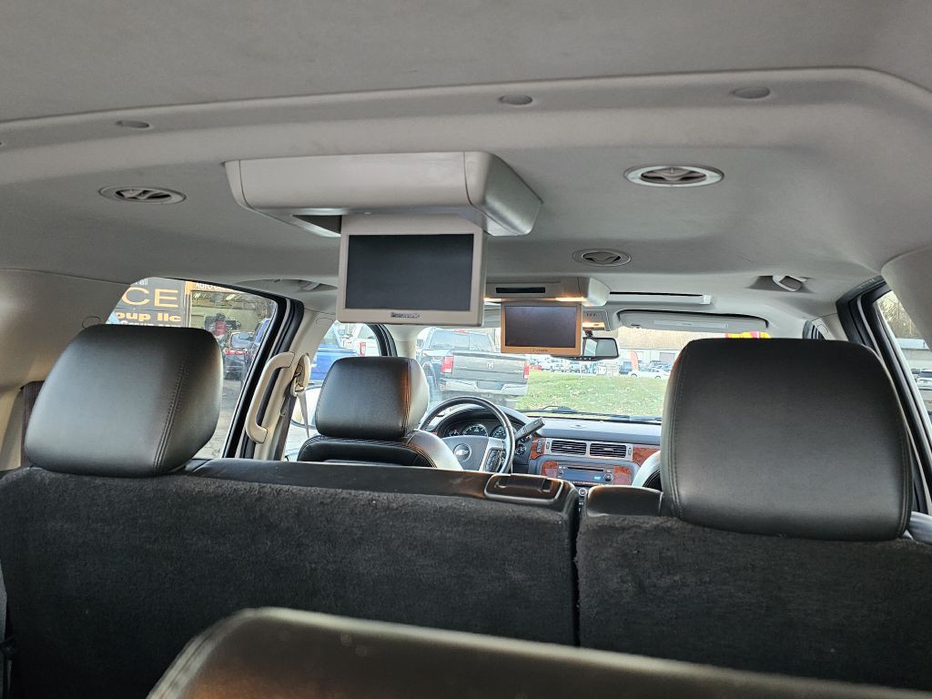 2014 Chevrolet Suburban Image 26