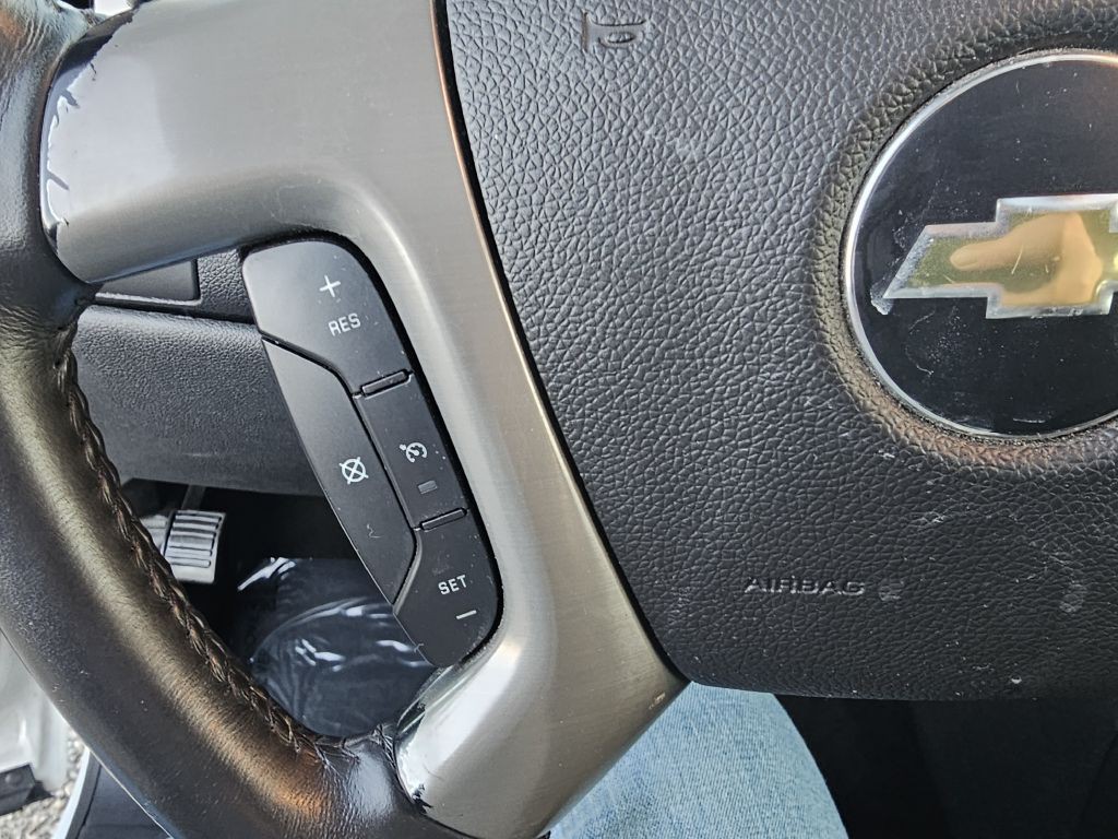 2014 Chevrolet Suburban Image 28