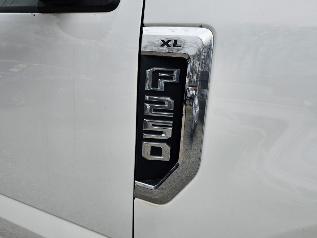 2022 Ford F-250 Image 9
