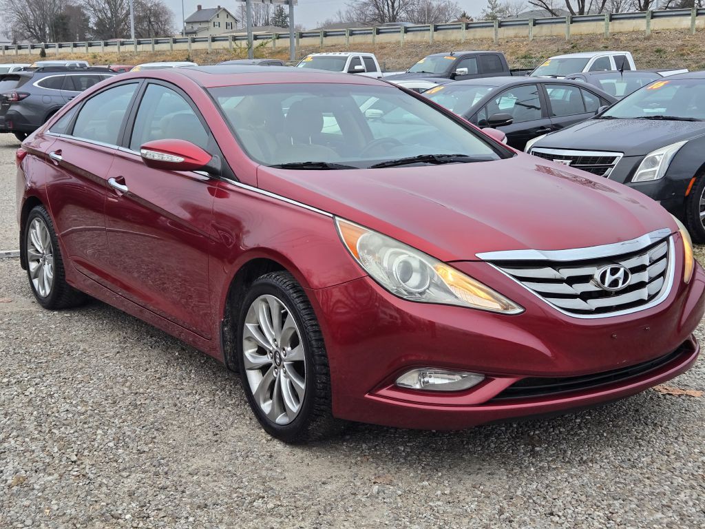 2011 Hyundai Sonata Image 3