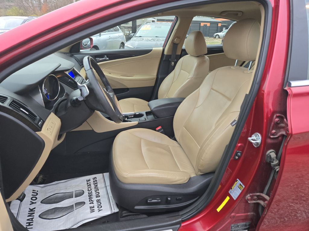 2011 Hyundai Sonata Image 15