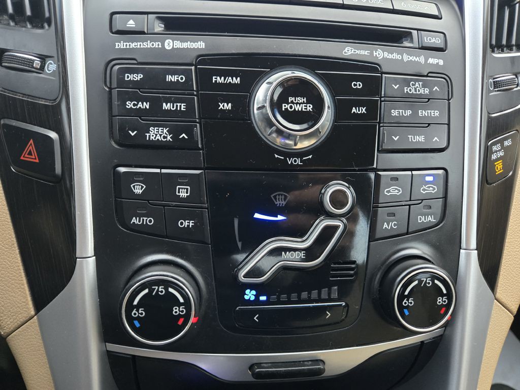 2011 Hyundai Sonata Image 24