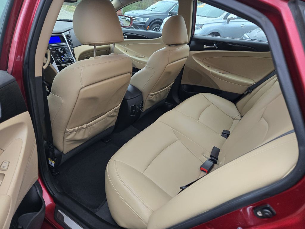 2011 Hyundai Sonata Image 27