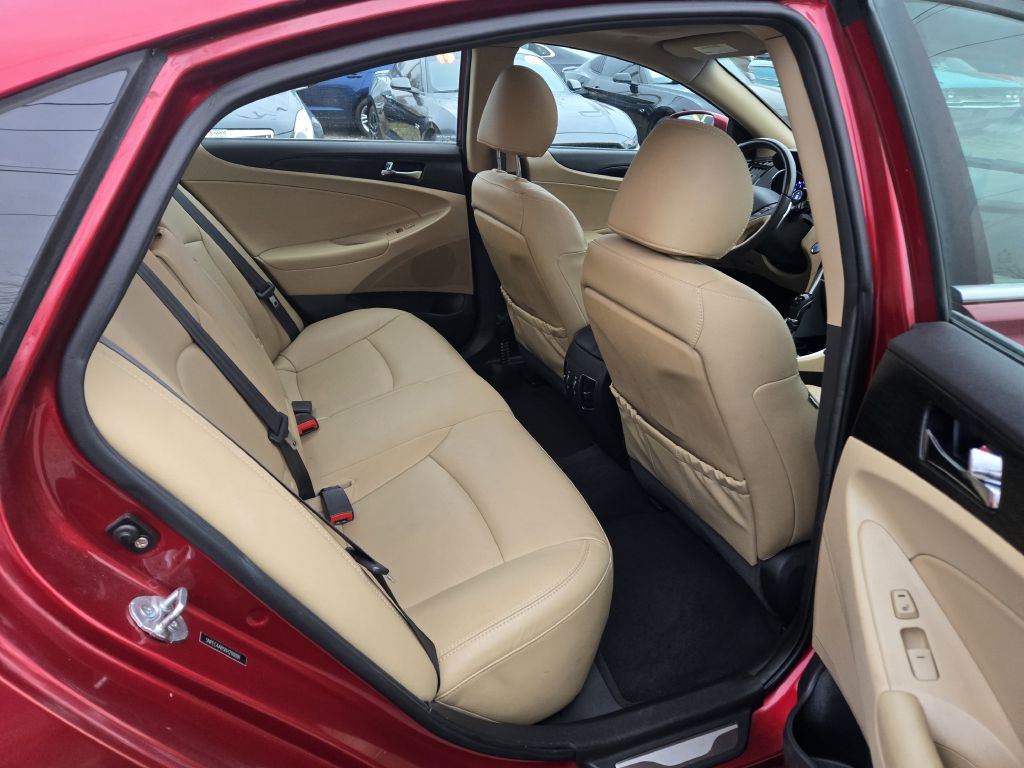 2011 Hyundai Sonata Image 28