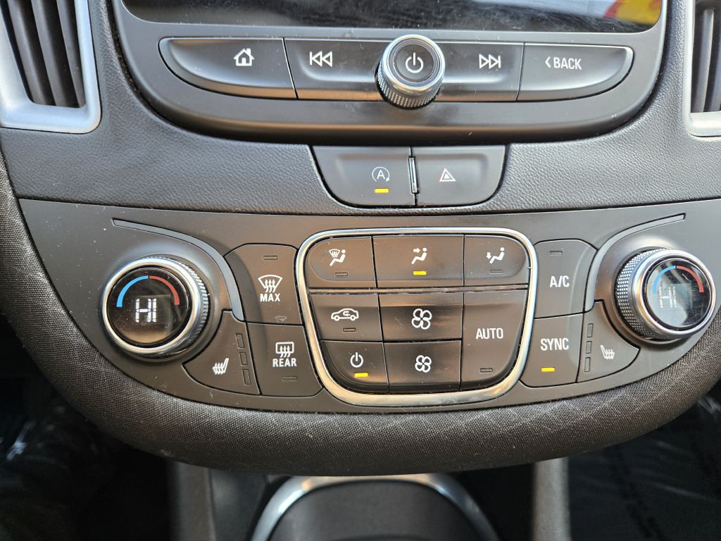 2023 Chevrolet Malibu Image 21