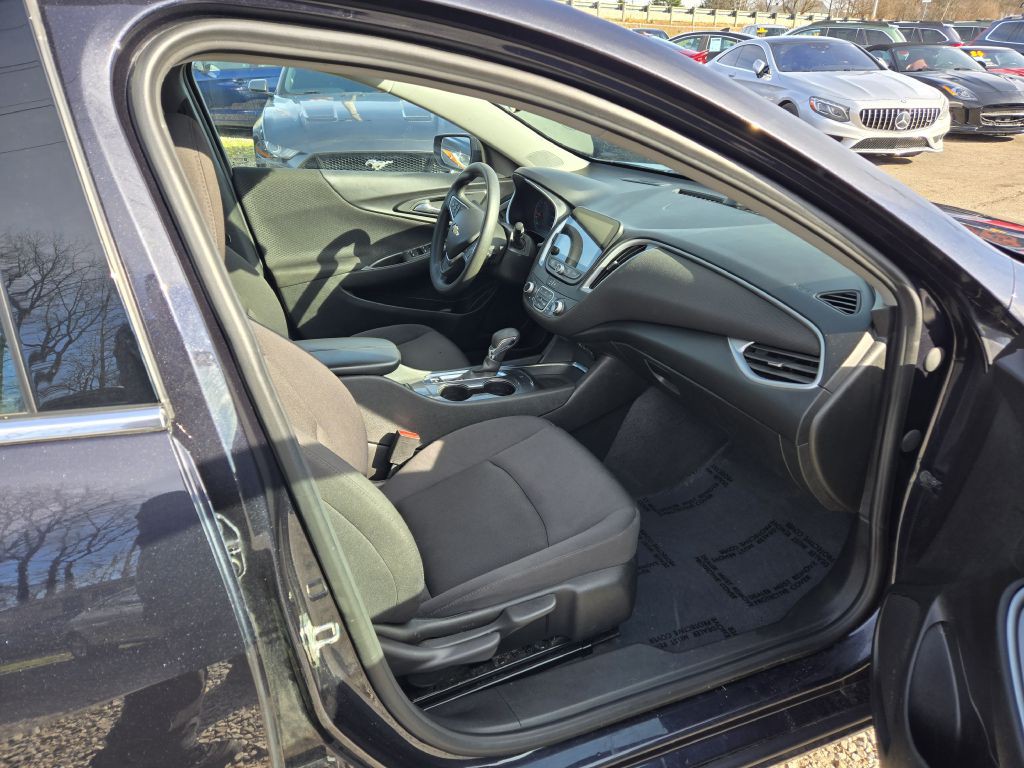 2023 Chevrolet Malibu Image 27