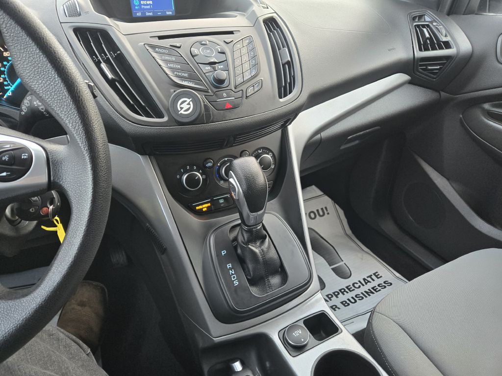 2015 Ford Escape Image 16